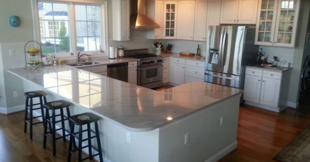G-Shaped Modular Kitchen